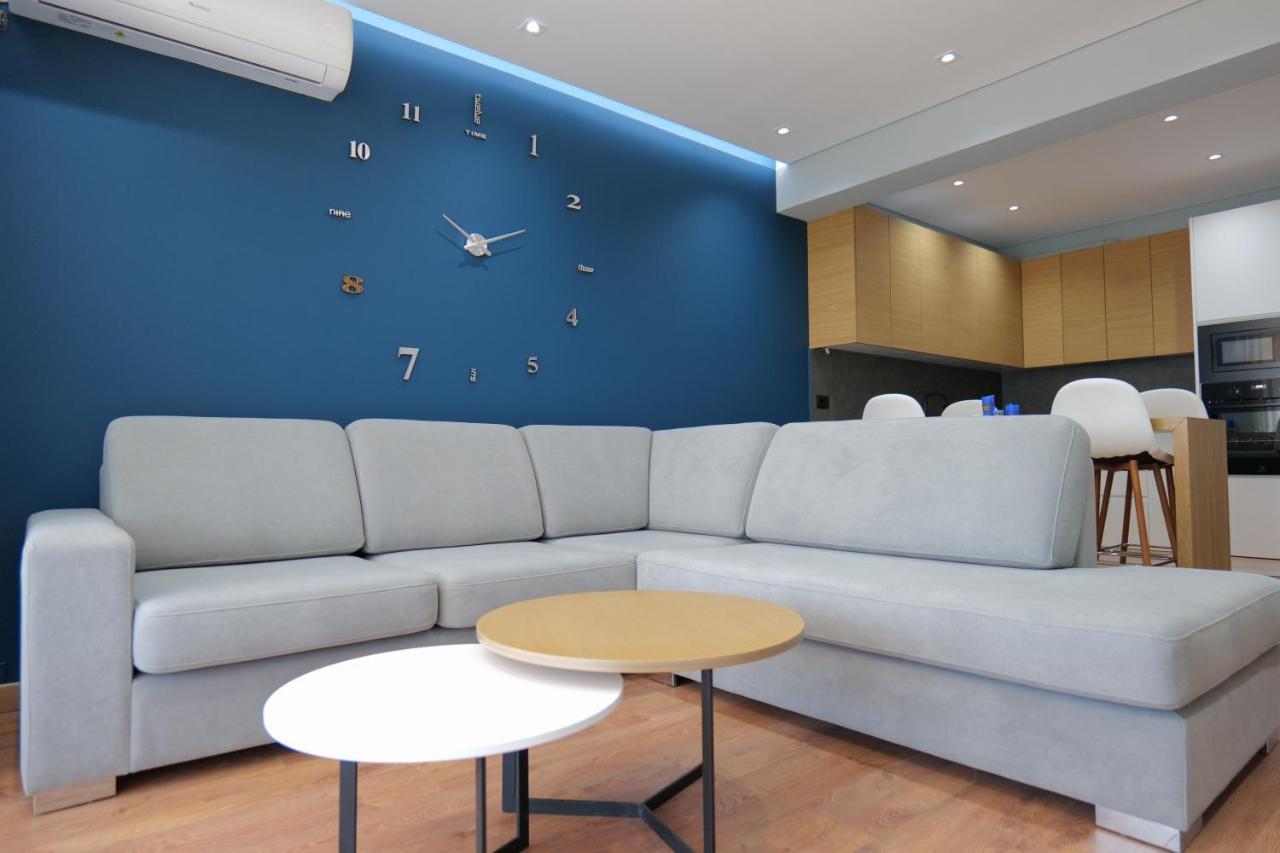 Ansel Home Sarande Luaran gambar
